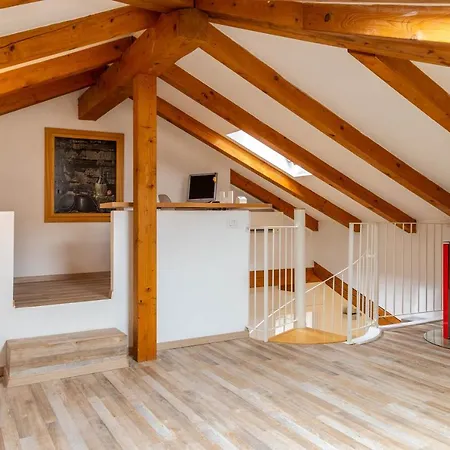 80m² 3 Slaapkamer, 3 Privé Badkamer In Stadscentrum