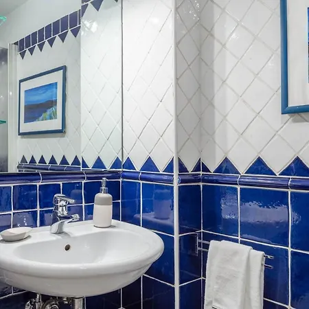 Appartement 80m² 3 Slaapkamer, 3 Privé Badkamer In Stadscentrum *